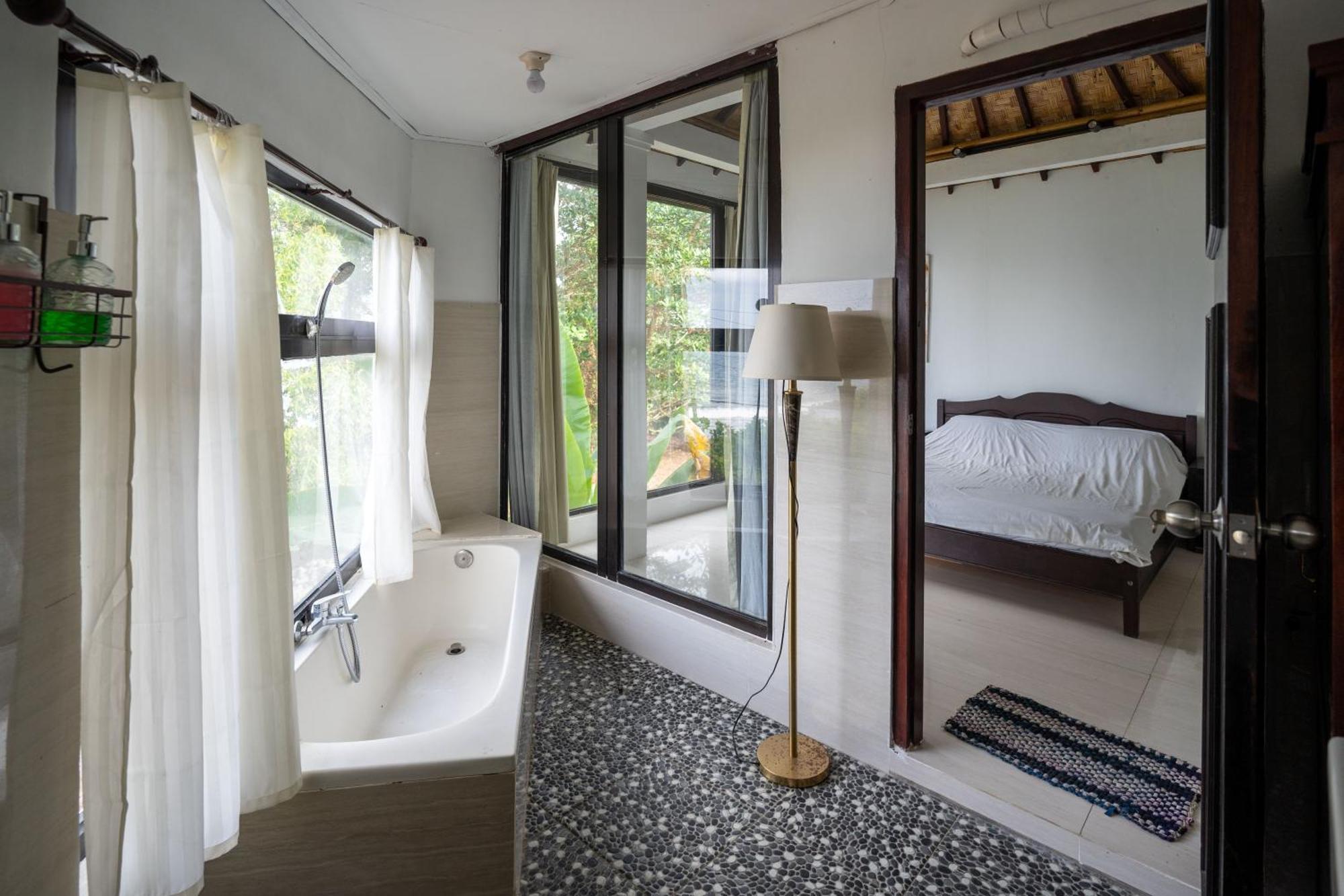 Seva Karangasem (Bali)